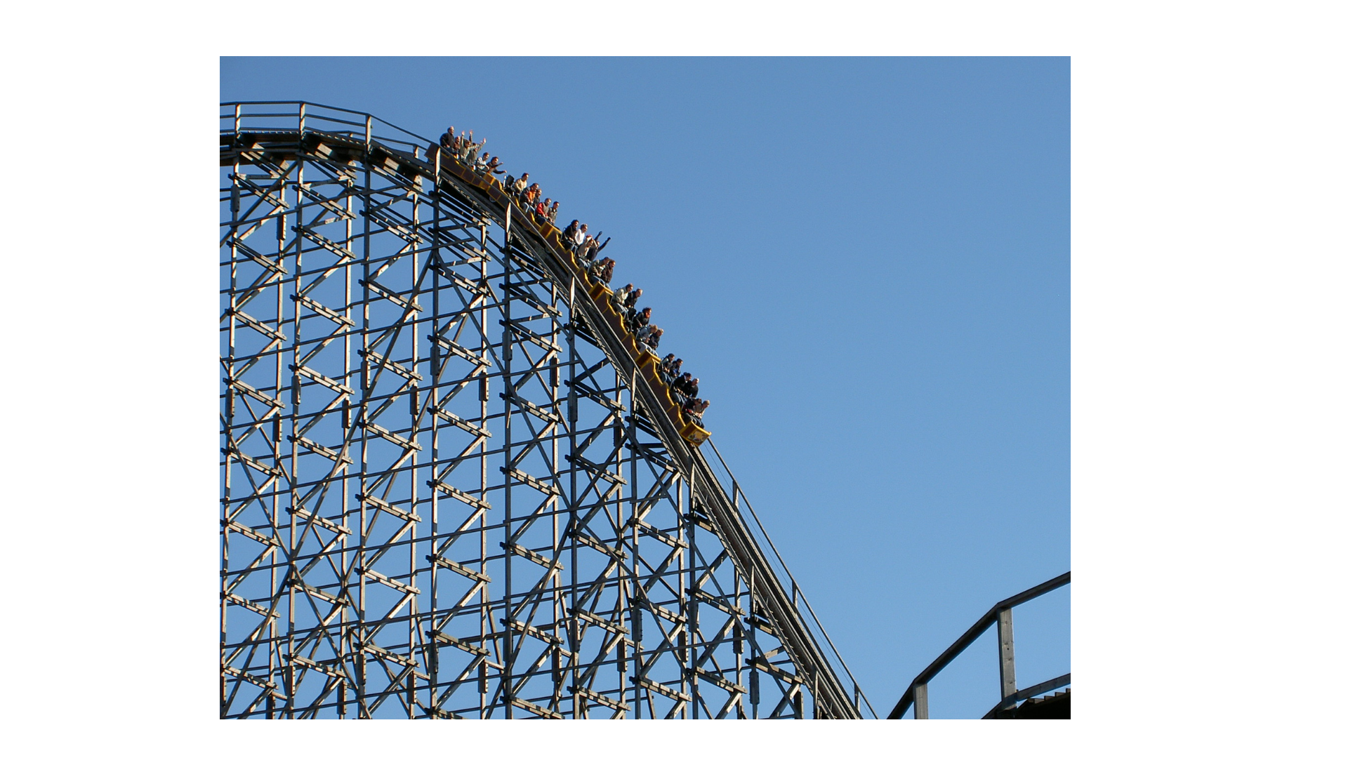 Une sortie au Parc Astérix pour le service d'accueil de jour de Boulogne | Sprene.fr